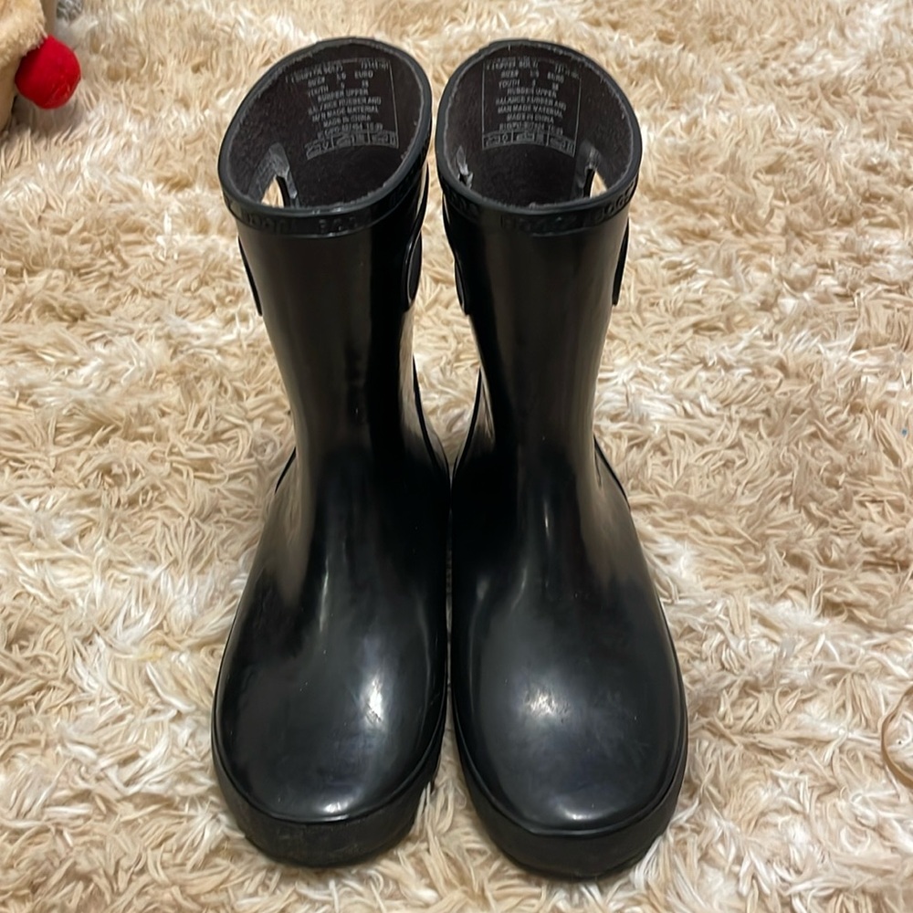 Bogs waterproof youth boots.